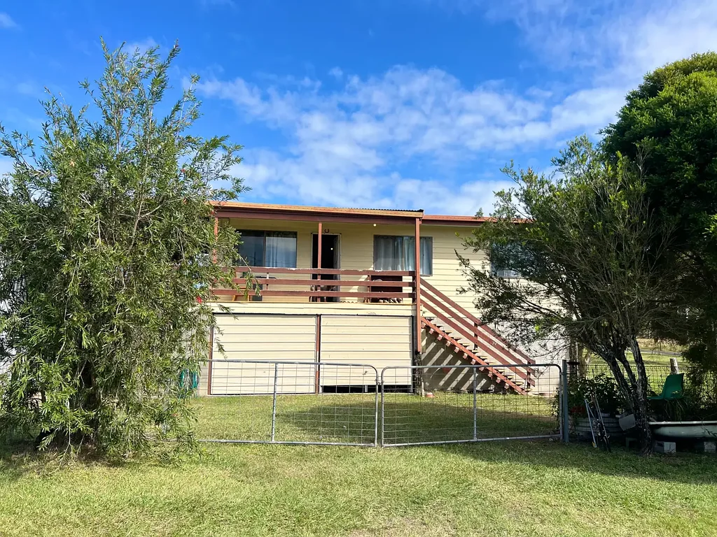 39 Wadeleigh Street, Bororen, QLD 4678