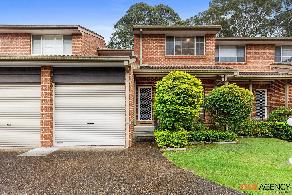 WELL PRESENTED TOWNHOUSE!!!