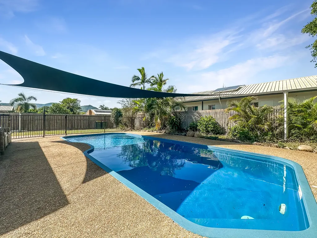 17 Gardiner Court, Kelso, QLD 4815