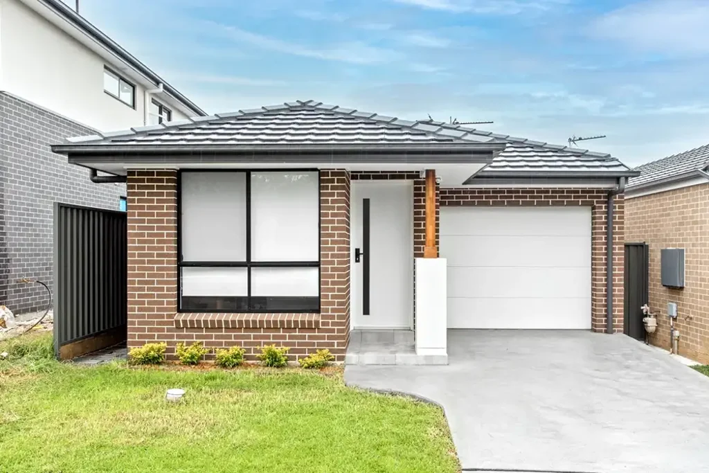 Modern Comfort & Family Convenience in the Heart of Gregory Hills