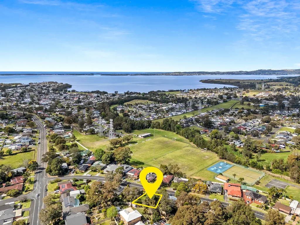Kanahooka Rare Development Opportunity