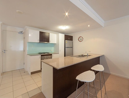 ID:21139962/95 Clarence Road, Indooroopilly, Brisbane Western Region, 2 phòng ngủ, 2 phòng tắm, Unit