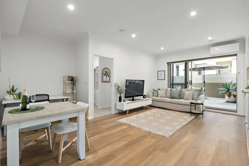 112/2 Howard Street, Warners Bay, NSW 2282