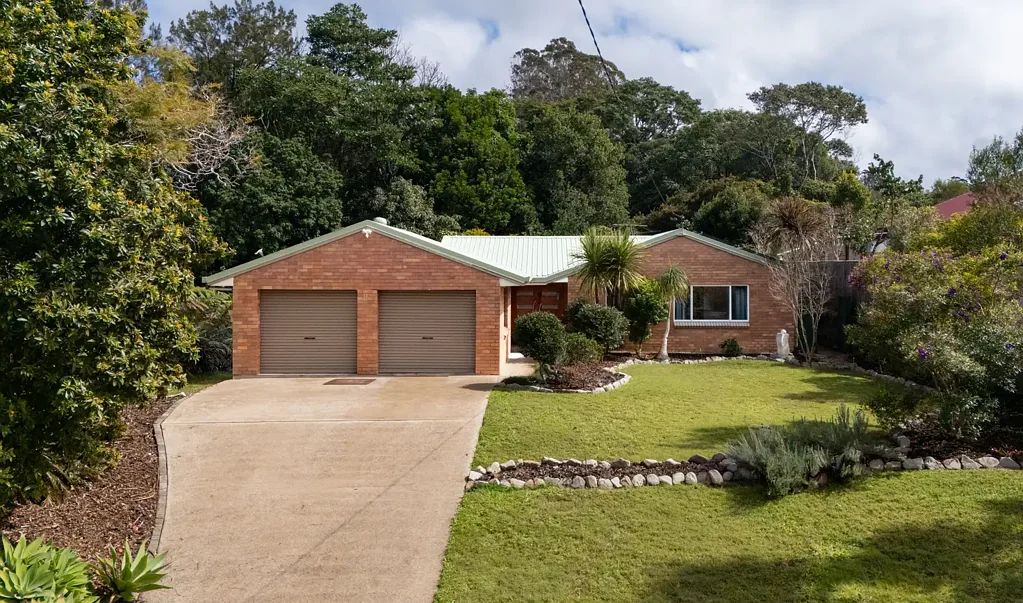 Flaxton 3Habitaciones Thoughtfully Updated, Wonderfully Located, Effortlessly Liveable