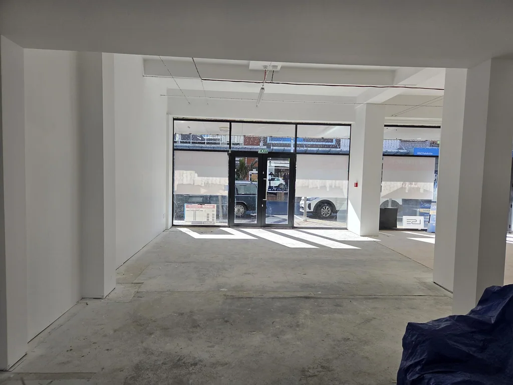 Pukekohe  Affordable entry to prime retail strip