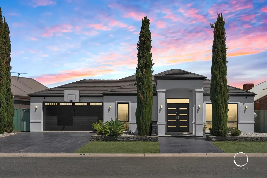 4 Lorentz Court, Mawson Lakes, SA 5095