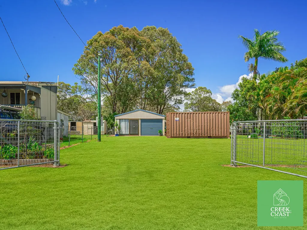 18 Whitaker Street, Boonooroo, QLD 4650