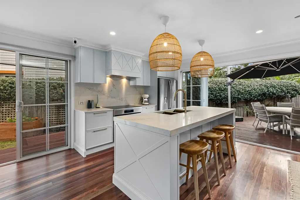 2/42 Evandale Crescent, Miami, QLD 4220