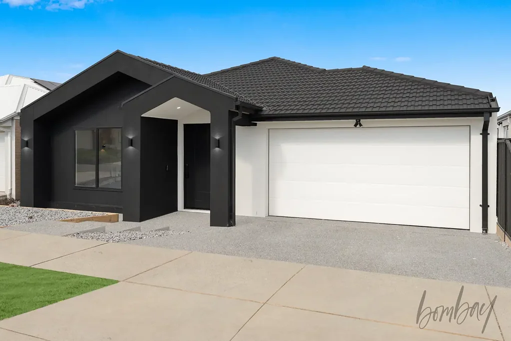 Beveridge 4Zimmer Spacious Family Living with Two Master Suites & Dual Kitchens