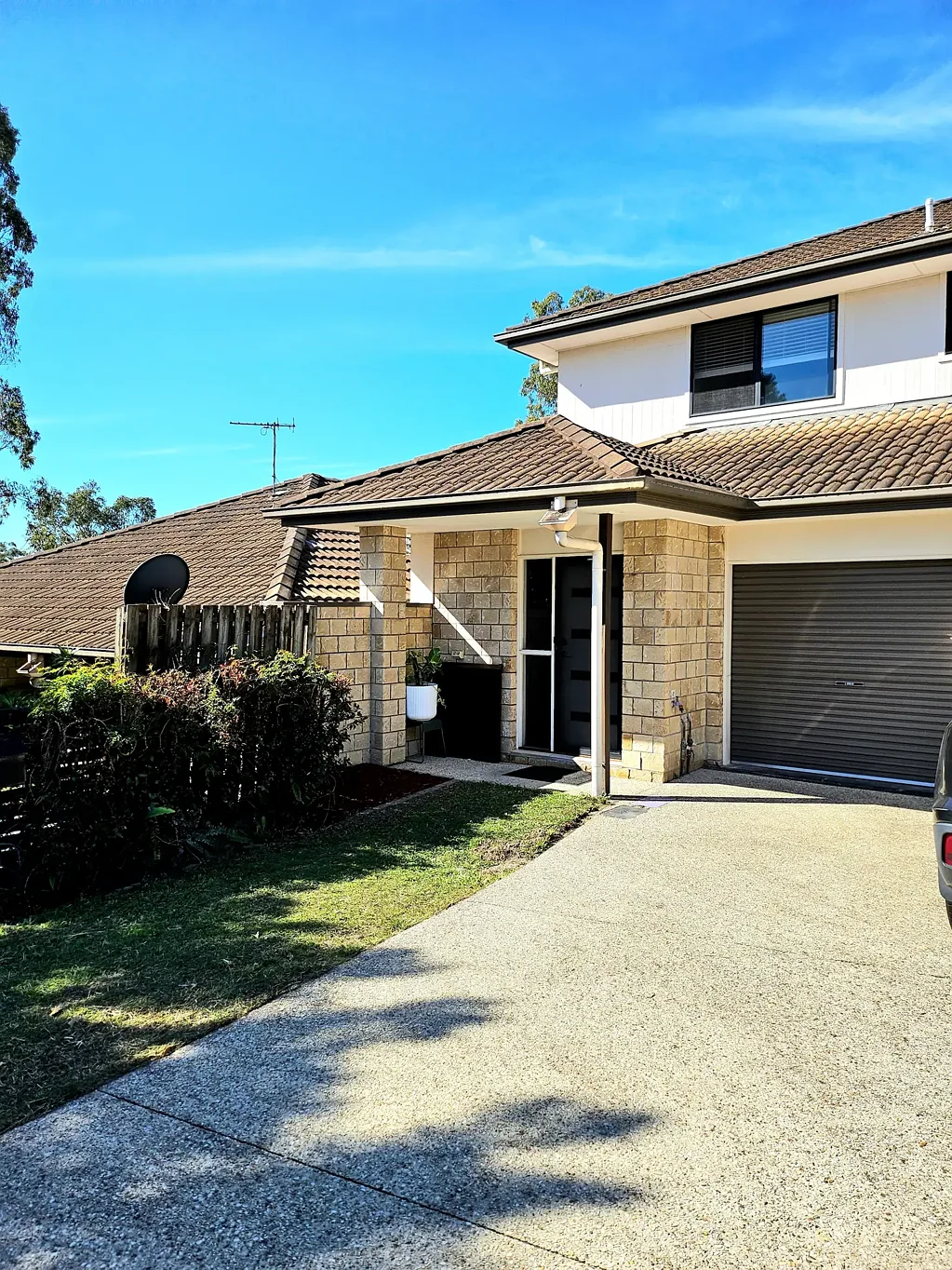 Waterford 3Zimmer Stunning Residence located in Woodlands Estate