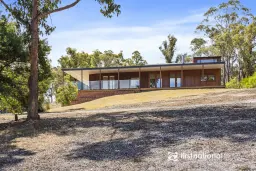 100 Wisbys Road, North Bruny