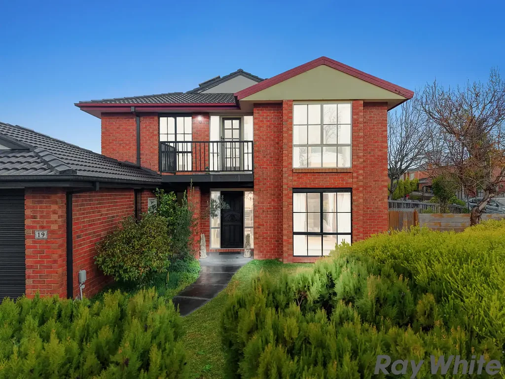 Narre Warren South 4कमरा Space, Style & Flexibility Across Two Levels