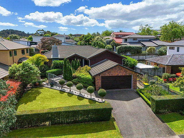3 Admirals Court Drive, Greenhithe, North Shore City