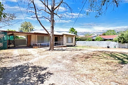 235 River Street, Deniliquin