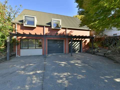 Avonhead 4部屋 A large family home, a huge opportunity!