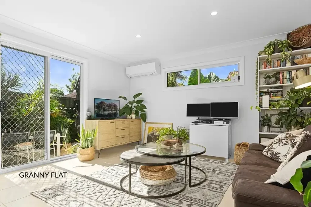 61A Lascelles Road, Narraweena, NSW 2099, 2 Bedrooms, 1 Bathrooms, House