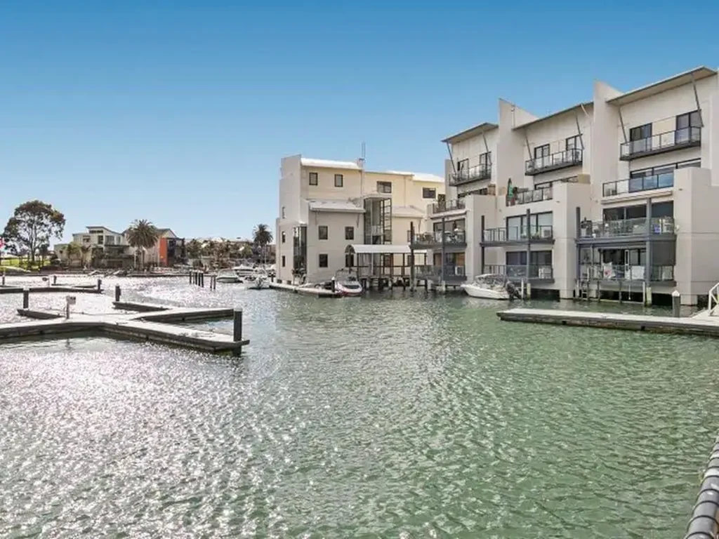 UNIT 23/117 MCLEOD ROAD, Patterson Lakes, VIC 3197