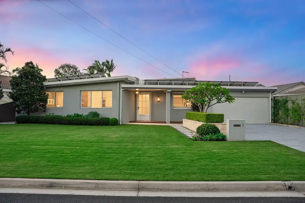 1 Cordeaux Crescent, Sylvania Waters, NSW 2224