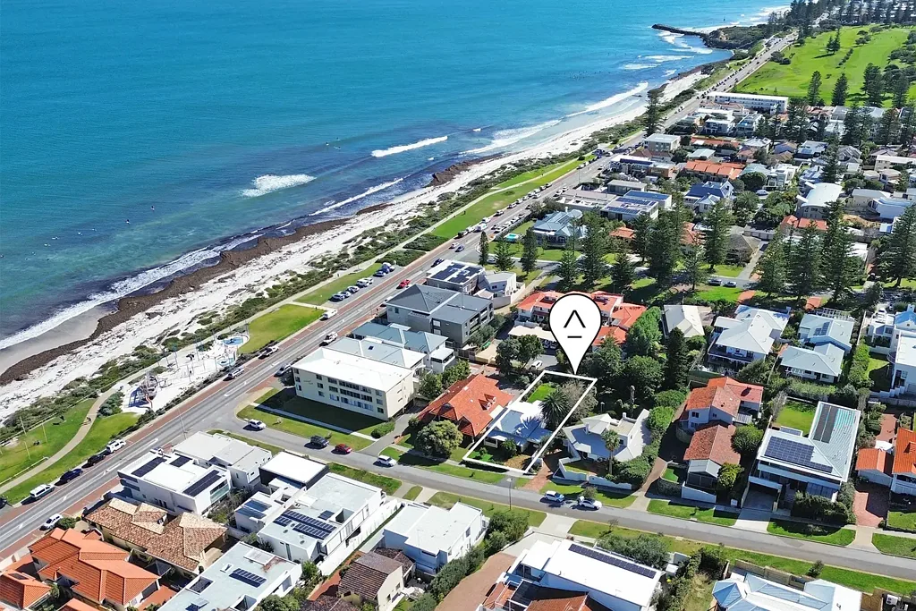 Cottesloe 3chambre OUTSTANDING BEACHSIDE OPPORTUNITY
