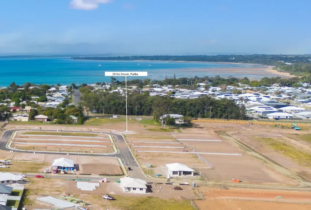 19 Evi Circuit, Pialba, QLD 4655