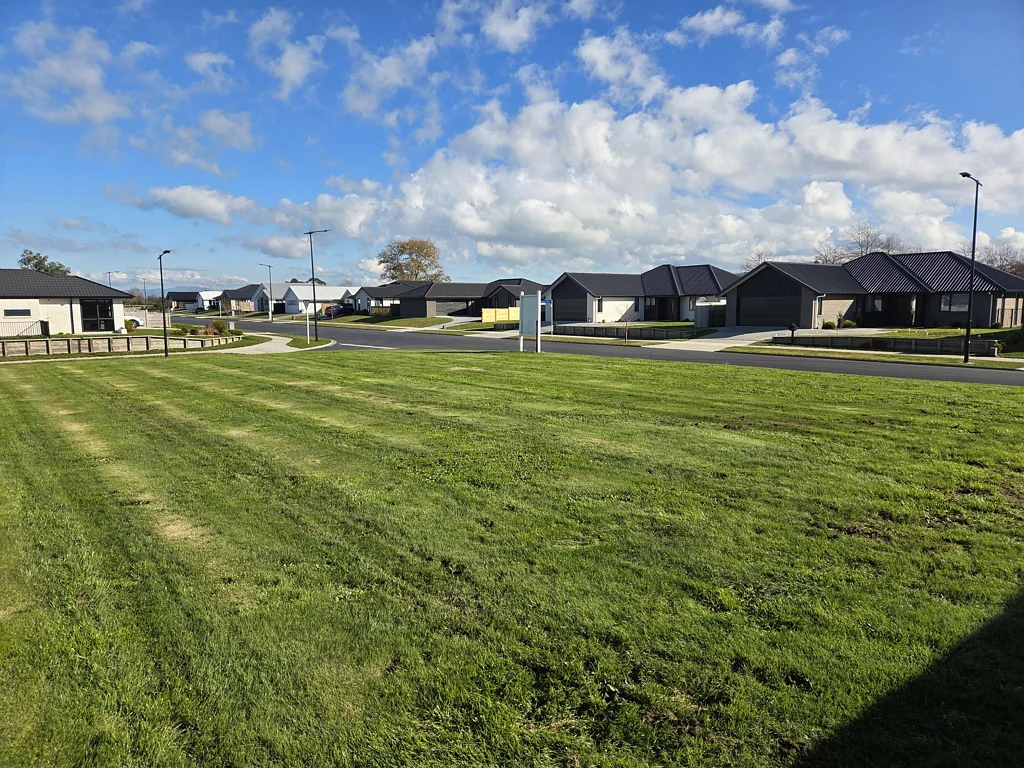 Matamata Secure now, corner elevated site