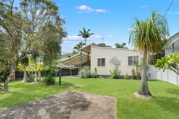 18 Tamarind Avenue, Bogangar