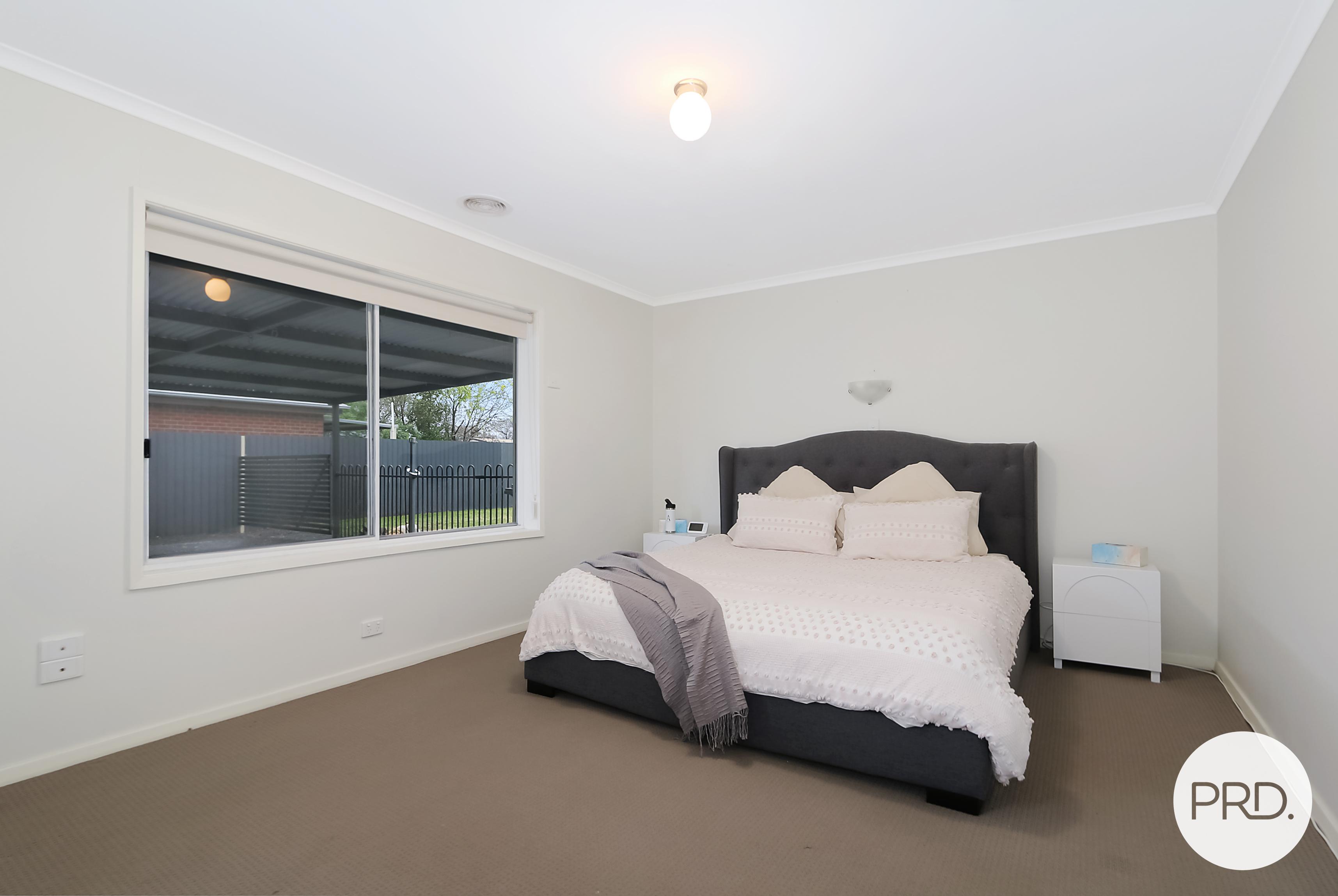 14 RUSSELL ST, HOWLONG NSW 2643, 0房, 0浴, House