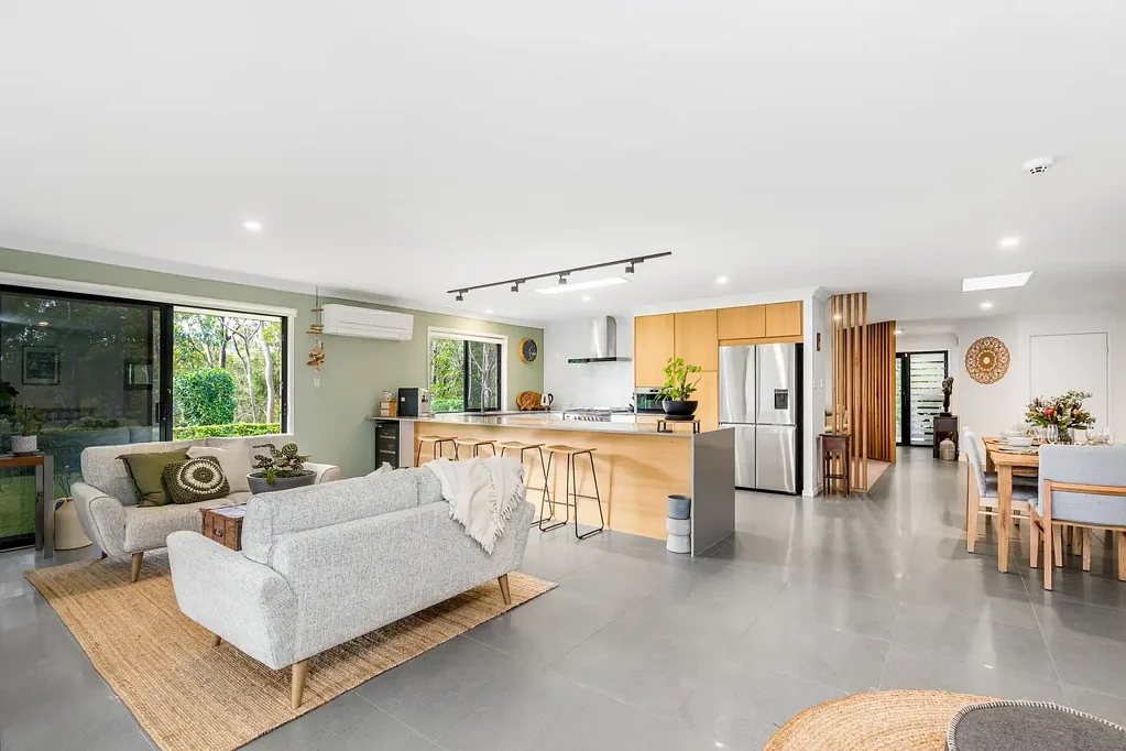 Elanora 4ਬੈੱਡਰੂਮ A HIDDEN SANCTUARY AMONG THE GUM TREES - 2583m² OF TRANQUILITY