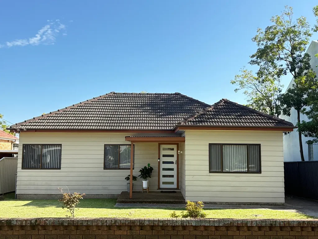 Three bedroom home in convenient location