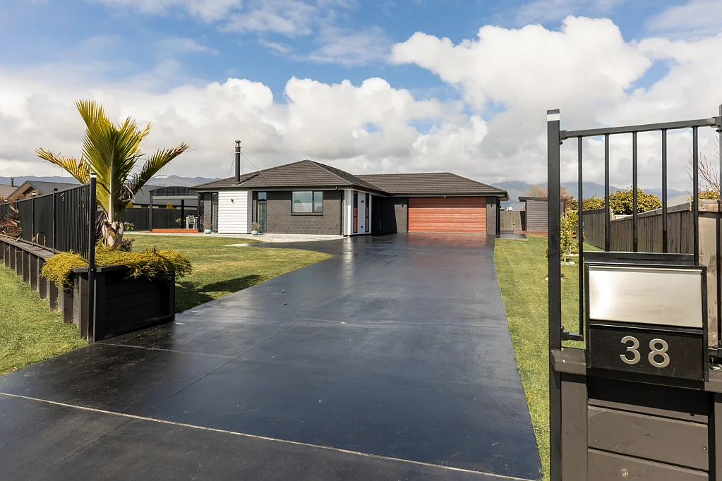 Westport 4部屋 Effortless Modern Living