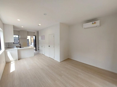 Cozy Townhouse in Mt Wellington