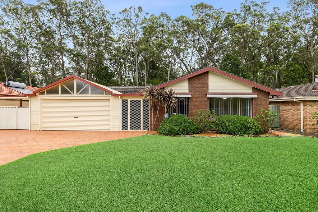 26 Samantha Crescent, Kincumber, NSW 2251