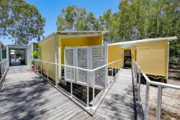 4623 Lagoon 3 Bed Lodge, South Stradbroke