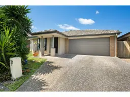 21 Honeyeater Crescent, Dakabin