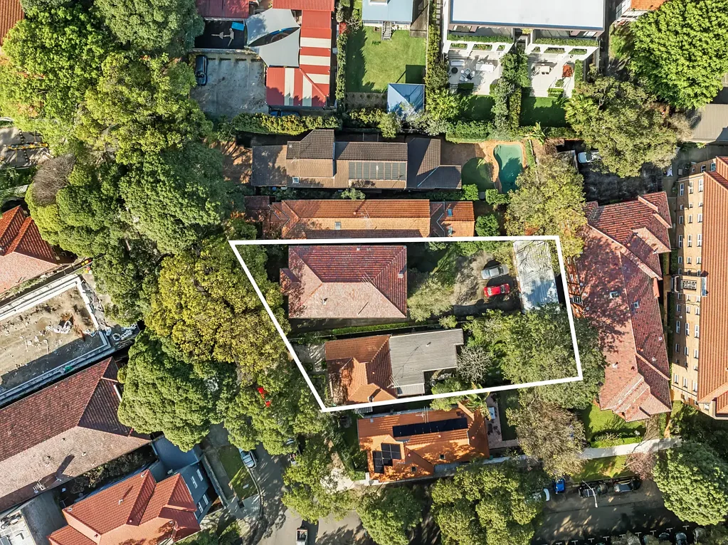 Rose Bay 15 Slaapkamer Lucrative Dual Property Offering with Protected Views in Blue-Ribbon Rose Bay