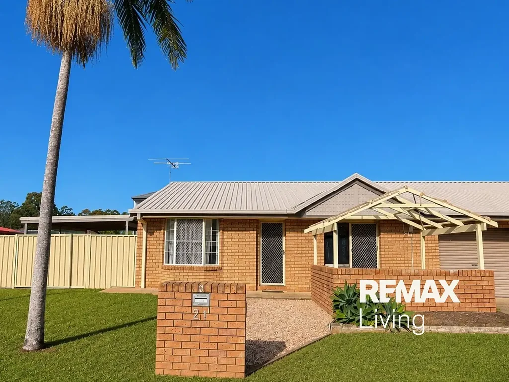 Charming Lowset Brick Duplex with Long Term Lease on Offer