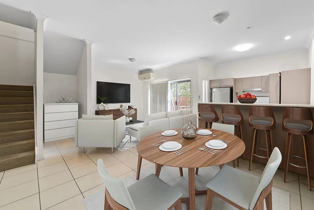 26/2 Toohey Street, Pacific Pines, QLD 4211