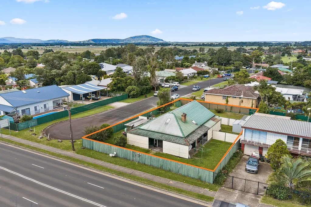 Nowra 3 Bedroom CORNER BLOCK OPPORTUNITY