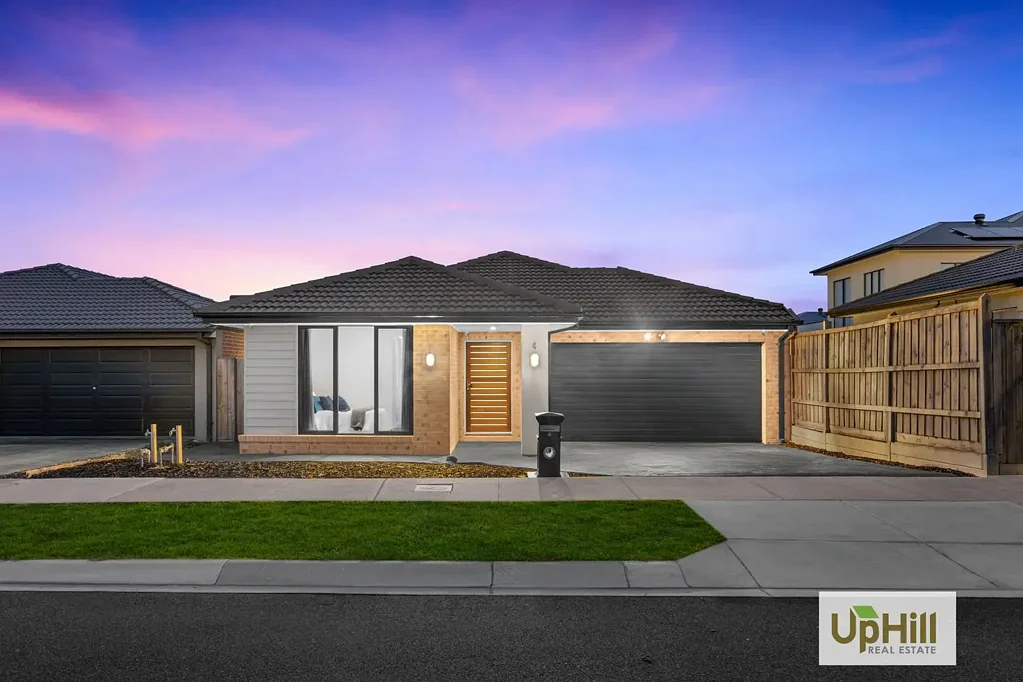 4 Castra Avenue, Clyde, VIC 3978