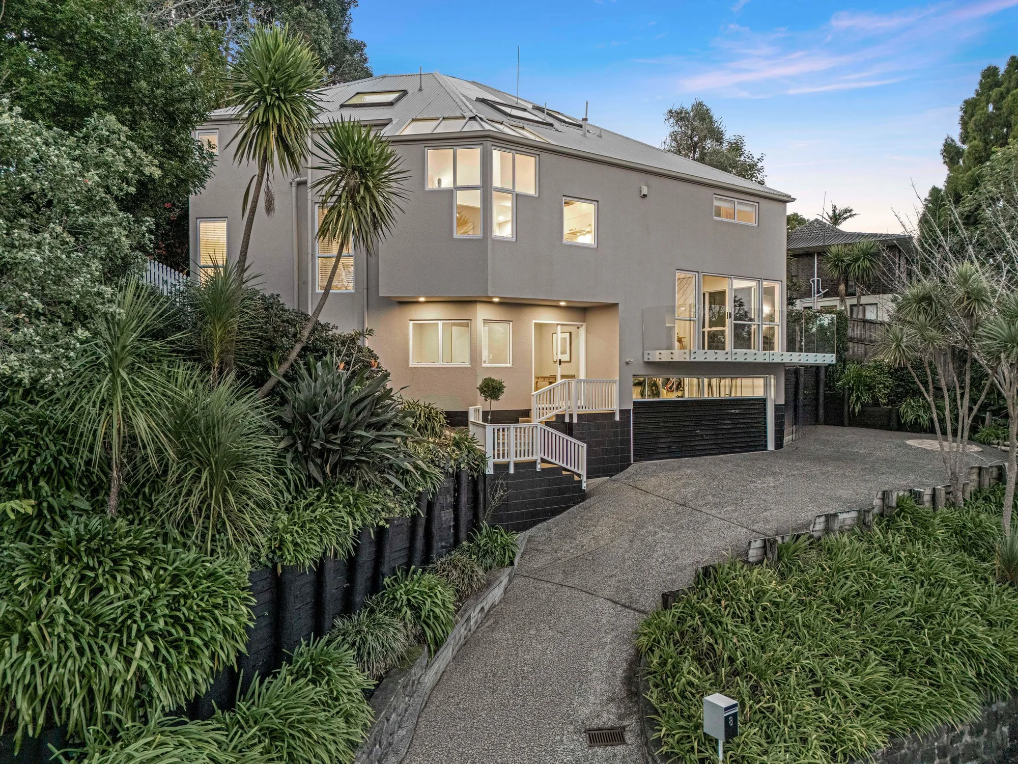 Remuera 4ห้องนอน Top Schools, Hillside Privacy, Smart Buy