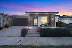 11 Madura Promenade, Mickleham
