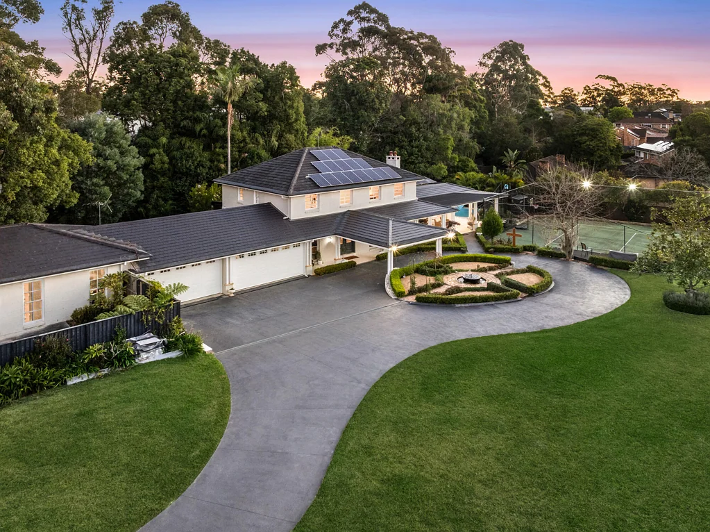 Turramurra 8ਬੈੱਡਰੂਮ Private estate grandeur with uncompromising luxury and a self-contained flat