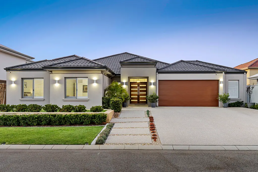 30 Daytona Drive, Iluka, WA 6028