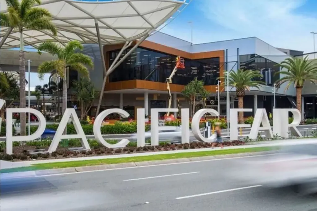 Mermaid Beach  Central Gold Coast Rent Roll!!
