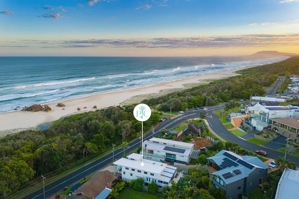 Port Macquarie 5房  Coastal Luxury Opposite Lighthouse Beach