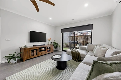 27 Graze Road, Sunbury, VIC 3429, 3 slaapkamers, 2 badkamers, House