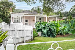 12 Station Street, Stanwell Park