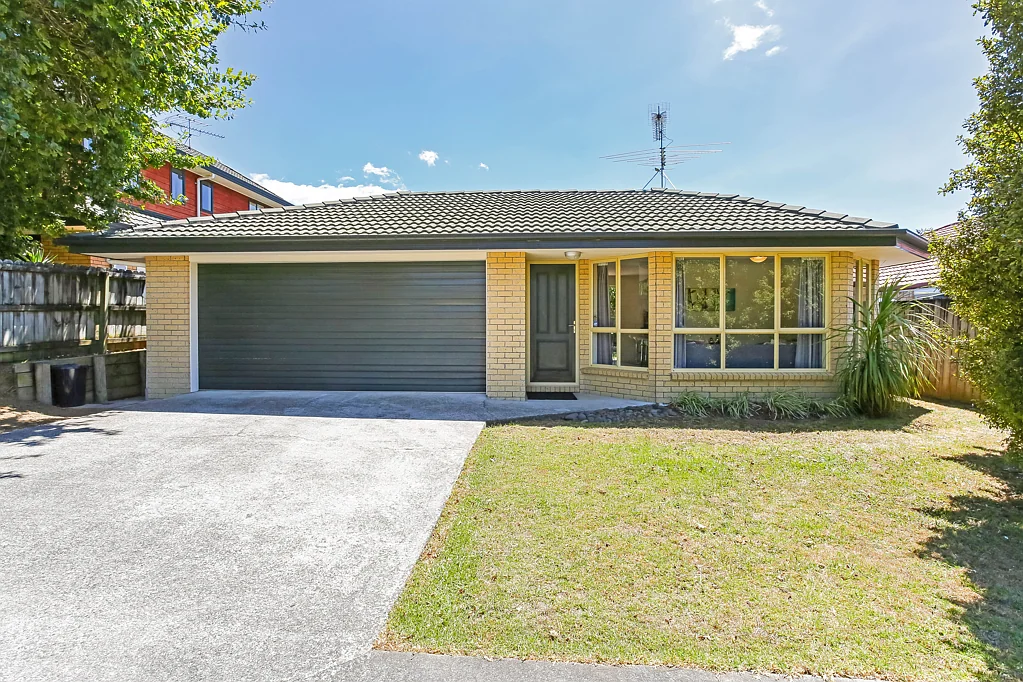 Pukekohe 2ਬੈੱਡਰੂਮ Low maintenance - Top Location!