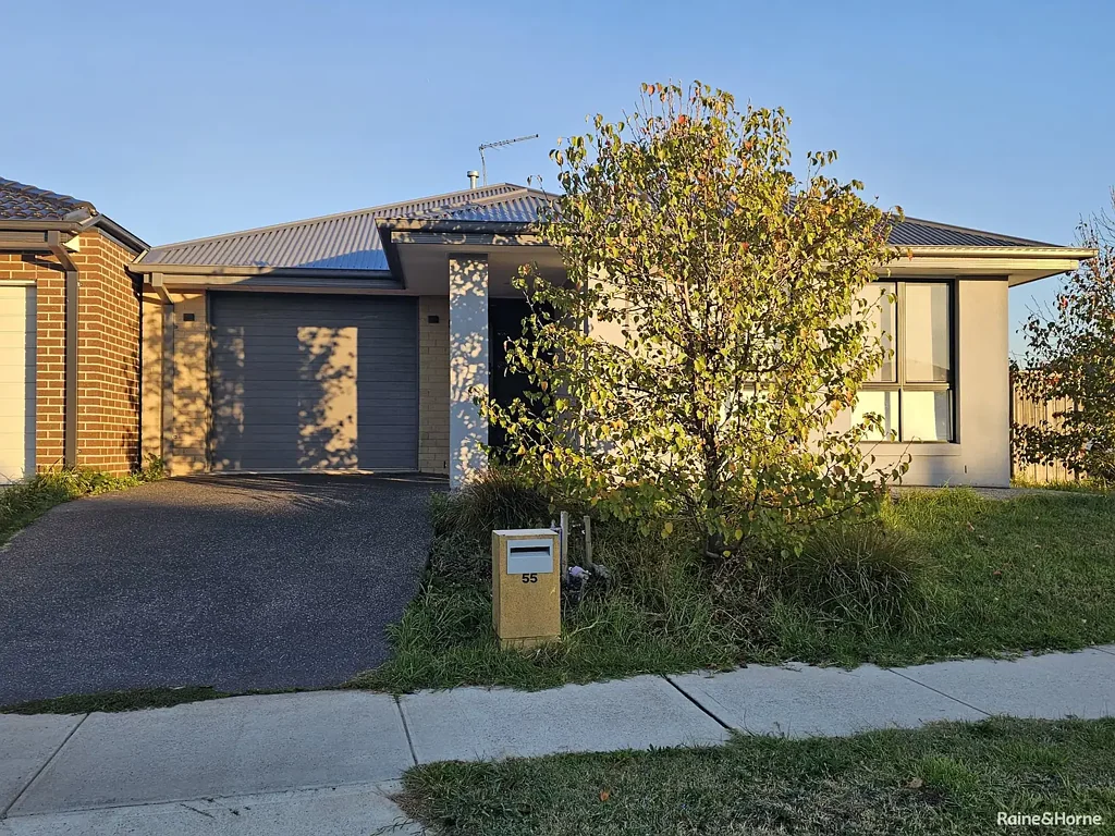 Cranbourne East 3Zimmer Perfect Starter or Investment