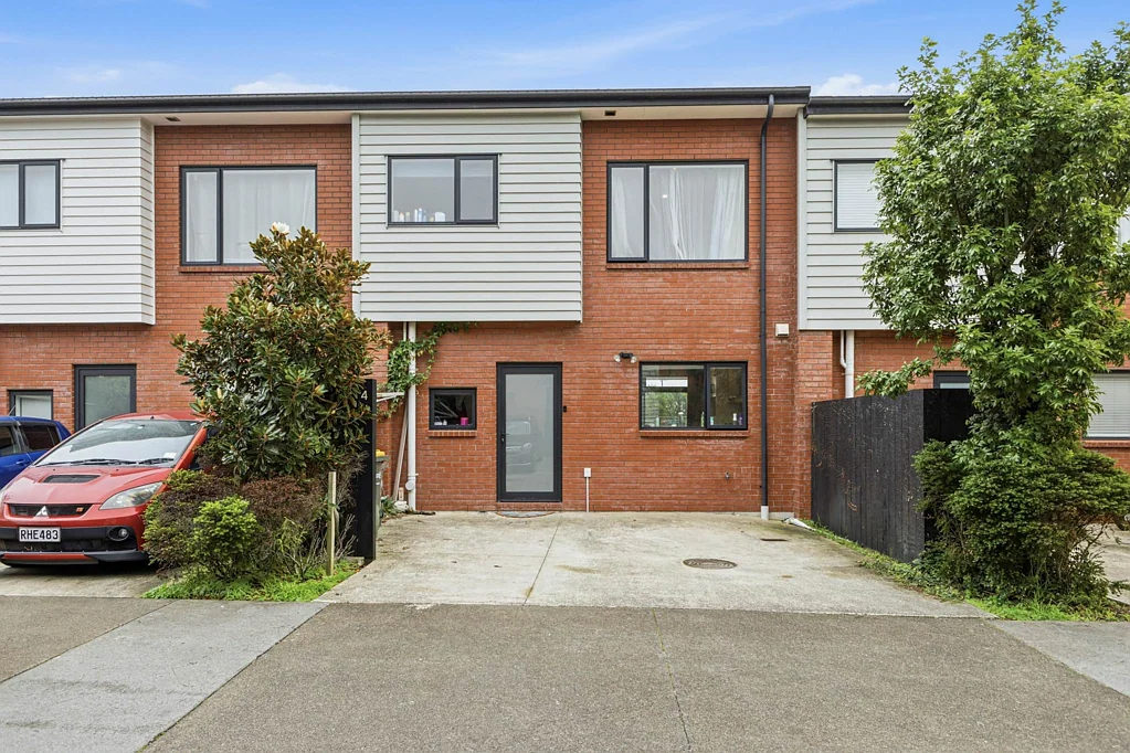 Papakura 3Habitaciones Step Up to a Life You’ll Love!